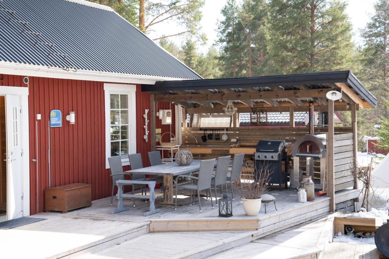 Torpet - Bed And Breakfast Med Charm Norrfjarden Exterior foto